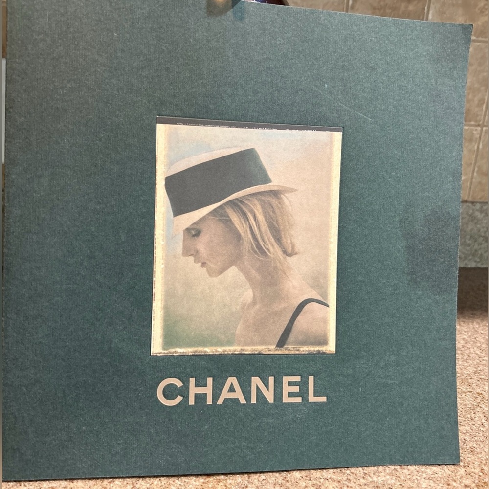 Chanel Catalogue Croisière Photos By Karl Lagerfeld 1998 Chanel Boutique Paris